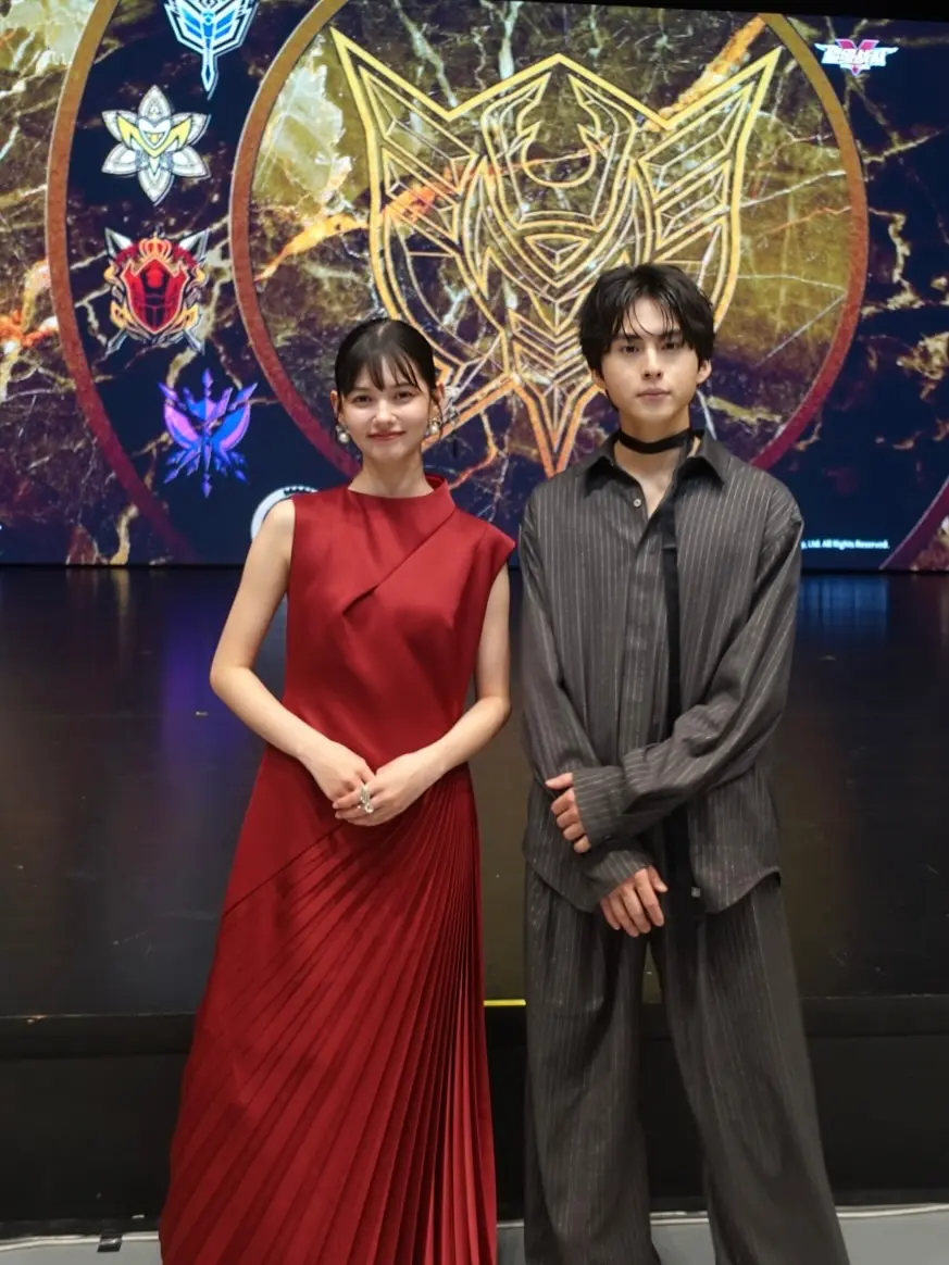 村上愛花狭間にご着用いただきました