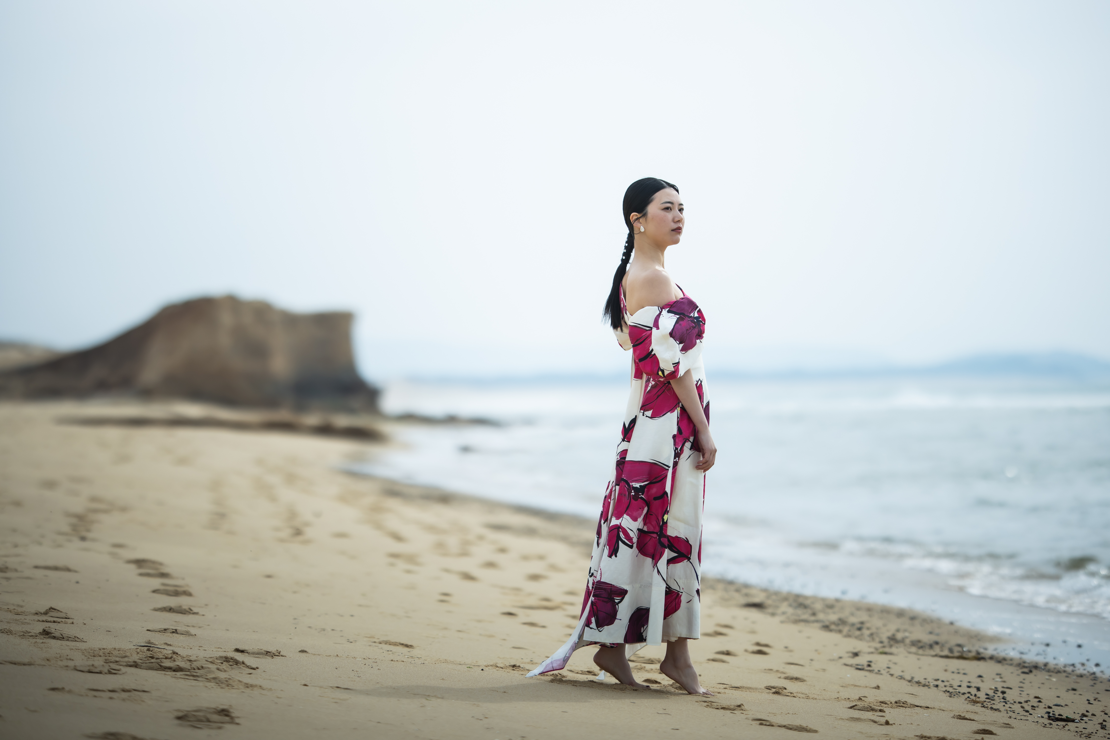 20代後半におすすめの結婚式ドレス｜大人っぽく見せるハイブランドコーデ