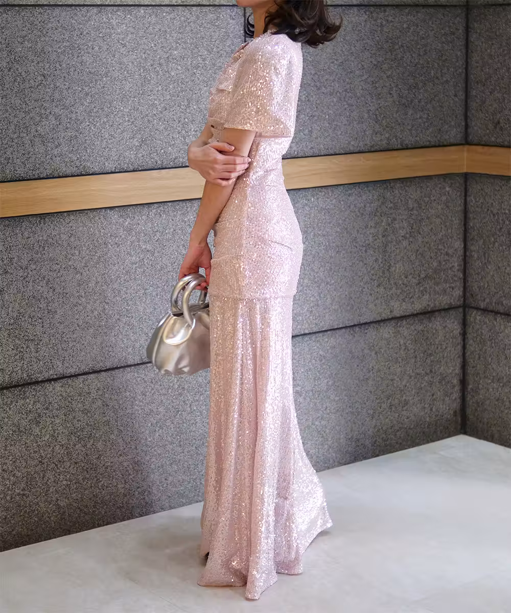 ヴァレンティーナラウンドネックドレス画像_1897 - モデル身長：159cm